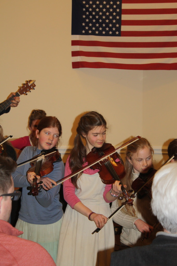 Online Fiddle Lessons at BluegrassDaddy.com. Subscribe for bluegrass, celtic, old-time, gospel and country fiddle.